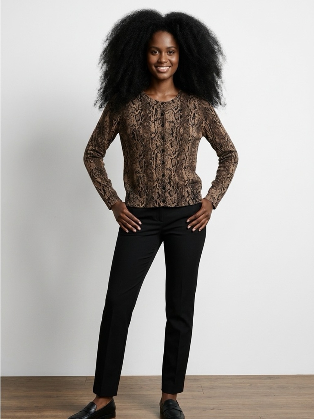 Brown Snake Print Women's Sweater Top | Long Sleeve | Size Small | 100% Cotten